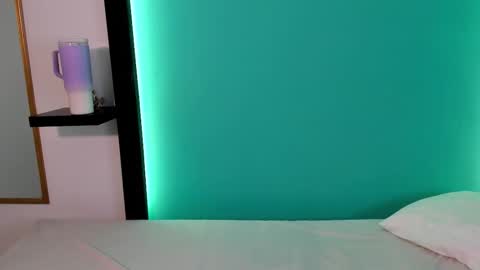     online show from February 2026 01:21:02 PM