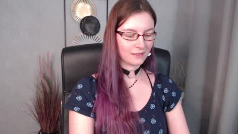 Snapshot of emma_lust94 chatting on December 2024 12:38:01 PM emma online show from December 2024 12:38:01 PM
