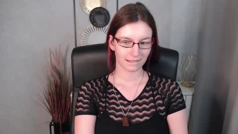 Snapshot of emma_lust94 chatting on January 2025 01:14:02 PM emma online show from January 2025 01:14:02 PM