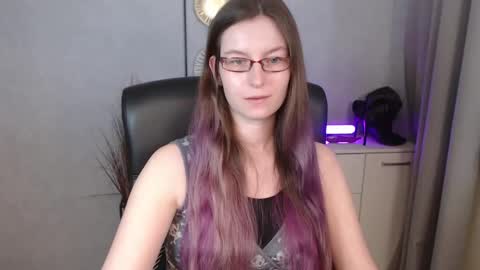 Snapshot of emma_lust94 chatting on September 2025 06:05:02 AM emma online show from September 2025 06:05:02 AM