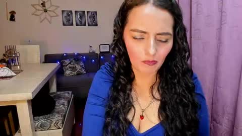  emma luxy online show from April 2026 11:51:02 PM