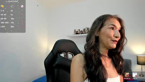 Snapshot of emma_mendoza chatting on May 2026 11:38:01 AM Emma online show from May 2026 11:38:01 AM