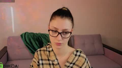 Snapshot of emma_myer chatting on April 2026 03:59:01 AM Emma Myer online show from April 2026 03:59:01 AM