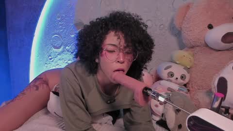 Snapshot of emma_nakamura chatting on January 2025 01:09:01 PM online show from January 2025 01:09:01 PM