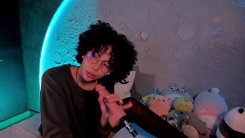 Snapshot of emma_nakamura chatting on February 2025 01:10:02 PM online show from February 2025 01:10:02 PM