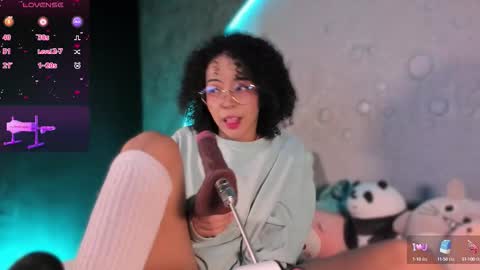 Snapshot of emma_nakamura chatting on September 2025 10:37:01 AM online show from September 2025 10:37:01 AM