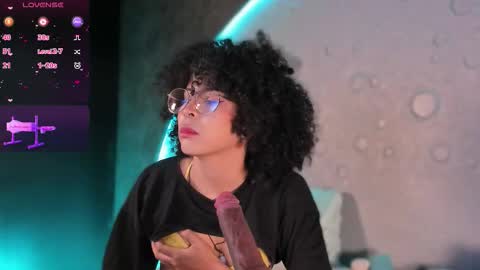 Snapshot of emma_nakamura chatting on September 2025 10:29:01 AM online show from September 2025 10:29:01 AM