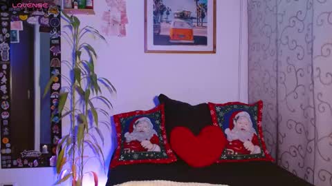 Sara Luna online show from December 2024 11:30:01 PM