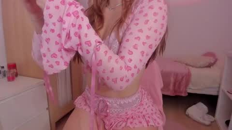 Snapshot of emma_rr chatting on February 2025 09:20:02 AM Emma online show from February 2025 09:20:02 AM