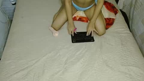 emma online show from February 2026 08:28:01 PM