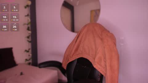 emma_woods__ online show from December 2024 03:15:01 PM