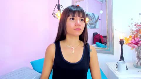 Emma  online show from January 2026 09:28:01 PM