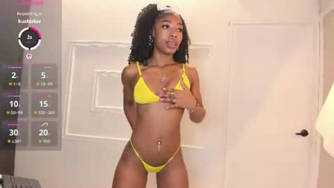 Snapshot of emmaalennox__ chatting on June 2026 06:10:02 PM Emma online show from June 2026 06:10:02 PM