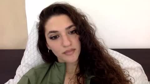 Emma online show from February 2025 07:38:01 PM