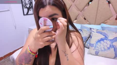 Snapshot of emmabigass7 chatting on June 2026 01:19:02 AM Emma online show from June 2026 01:19:02 AM