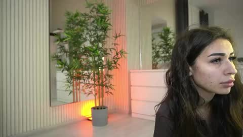 emmablanco online show from March 2026 06:07:01 AM