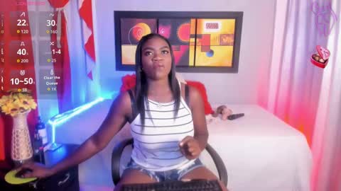 Snapshot of emmabland1 chatting on September 2025 05:40:01 AM Camila Suarez online show from September 2025 05:40:01 AM