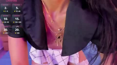 Snapshot of emmacame chatting on April 2026 11:57:02 PM Emma Came online show from April 2026 11:57:02 PM