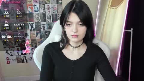 Emma online show from November 2025 07:40:01 AM