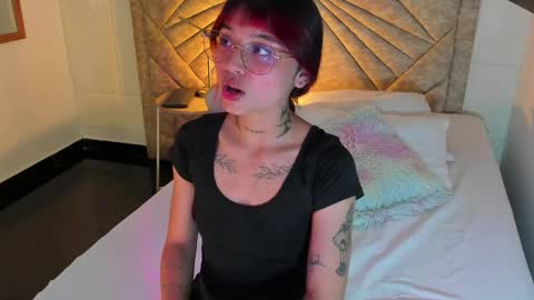           online show from April 2026 07:22:01 PM