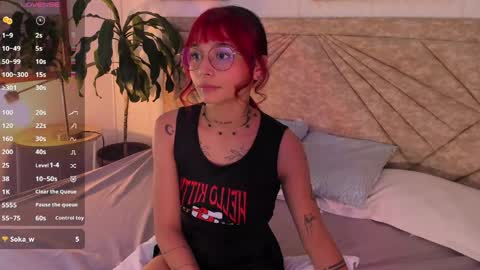 Snapshot of emmaduff_ chatting on May 2026 08:03:02 PM online show from May 2026 08:03:02 PM