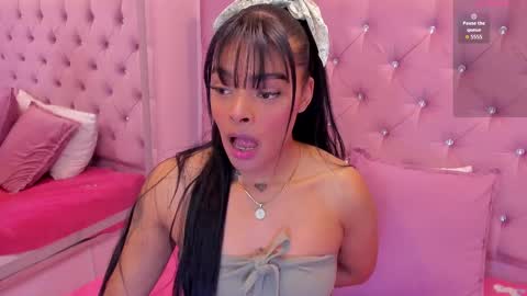 emmaebony_ online show from September 2025 11:54:01 AM