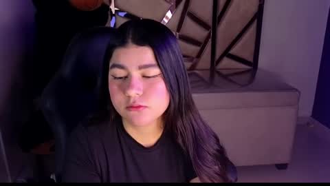 Emma online show from February 2025 10:58:02 AM