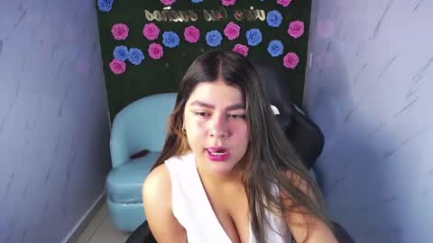 Emma online show from February 2025 10:41:01 AM