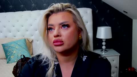 Emma Mavis online show from January 2025 08:57:02 AM