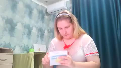 Snapshot of emmamelody944534 chatting on September 2025 01:39:02 AM emmamelody online show from September 2025 01:39:02 AM