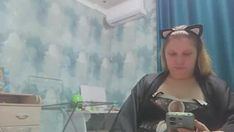 Snapshot of emmamelody944534 chatting on September 2025 12:56:02 AM emmamelody online show from September 2025 12:56:02 AM