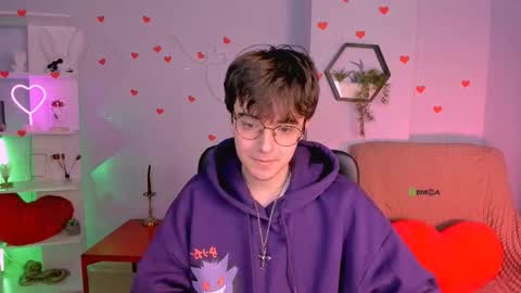 Snapshot of emmanuel_shine chatting on February 2026 06:53:02 AM Emmi online show from February 2026 06:53:02 AM