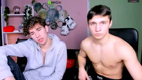 Snapshot of emmanuel_shine chatting on March 2026 07:37:02 AM Emmi online show from March 2026 07:37:02 AM