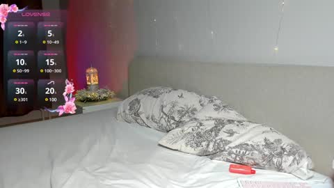 Snapshot of emmanuelleee chatting on December 2024 06:03:02 PM emmanuelleee online show from December 2024 06:03:02 PM