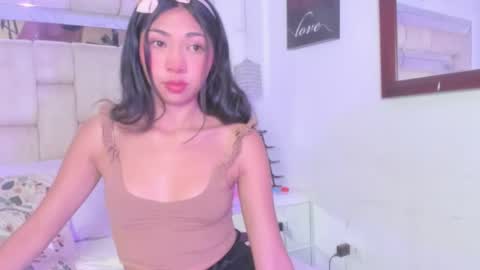 Emma online show from April 2026 01:11:02 AM