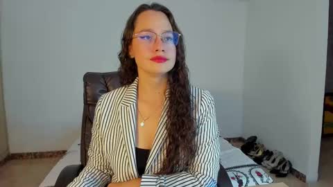 Emma Torres online show from March 2025 09:04:01 PM