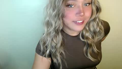 YourDreamGirl Emma  online show from September 2025 04:32:02 PM