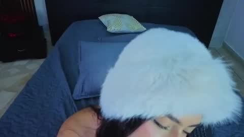 emmi_collins online show from March 2026 07:52:02 PM