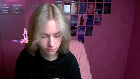 Emmi online show from October 2025 05:30:01 AM