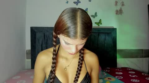 Emmie online show from April 2026 10:18:01 PM