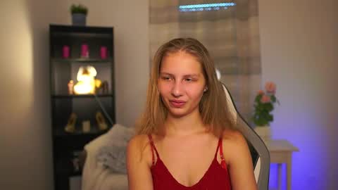 Emmie online show from February 2026 01:19:01 PM