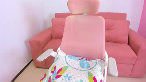 Emmi online show from February 2026 02:45:01 PM