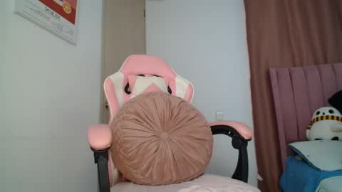 emmily online show from March 2026 06:57:02 PM