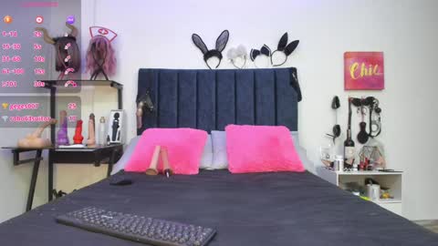 Snapshot of emmily_giraldo chatting on February 2025 02:58:02 PM online show from February 2025 02:58:02 PM
