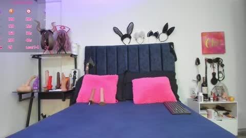 Snapshot of emmily_giraldo chatting on March 2025 12:01:01 PM online show from March 2025 12:01:01 PM