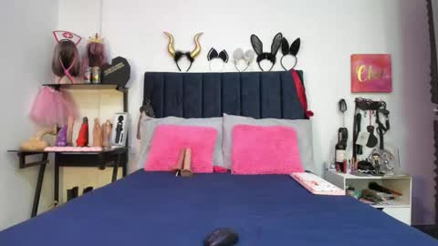 Snapshot of emmily_giraldo chatting on June 2026 12:55:01 PM online show from June 2026 12:55:01 PM