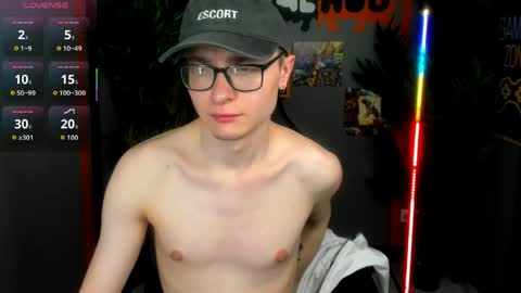 Snapshot of emmit_barker chatting on June 2026 04:02:01 PM Emmit online show from June 2026 04:02:01 PM