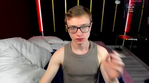 Snapshot of emmit_barker chatting on July 2026 08:46:01 PM Emmit online show from July 2026 08:46:01 PM
