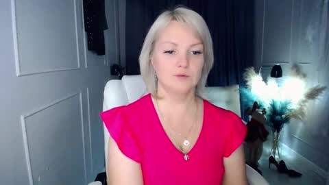 Snapshot of emmmam chatting on December 2025 11:23:01 PM emmmam online show from December 2025 11:23:01 PM