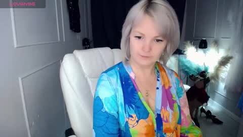 Snapshot of emmmam chatting on January 2026 01:27:01 PM emmmam online show from January 2026 01:27:01 PM